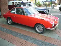 BMW 1600 GT. 1967 - 1968. Nachdem BMW die ISARIA-Maschinenfabrik Hans Glas GmbH in Dingolfing übernommen hatte, modifizierte man das attraktive Glas 1300/1700 Coupe zum BMW 1600 GT und baute es, modifiziert mit dem BMW Gesicht und dem Motor des BMW 1600 noch 1259 mal. Ibbenbüren brummt, am 23.04.2017.