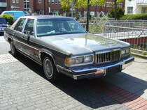 Mercury Grand Marquis GS des Modelljahres 1987. Die Marquis-Baureihe lief seit 1982 bei 
Ford-Division Mercury vom Band. Der V8-motor hat einen Hubraum von 4.9l und leistet 152 PS. Ibbenbüren brummt, am 23.04.2017. 