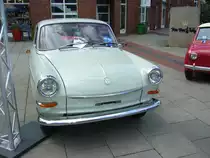 VW Typ 3 1600 TL. 1965 - 1969. Der 1600 basierte auf dem bereits 1961 vorgestellten Typ 3 1500. 1965 wurde der Hubraum auf 1584 cm³ aufgebohrt und leistet nun 54 PS. Zusätzlich konnte man nun, neben der Limousine und dem Variant, die Fließhecklimousine TL ordern. Ibbenbüren brummt, am 23.04.2017.