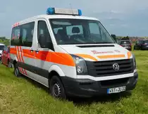 =VW Crafter der Johanniter Ortsverband EDENECHT, gesehen auf dem Parkplatz der RettMobil Fulda, Mai 2017
