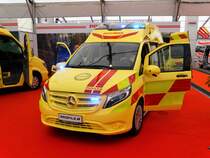 Mercedes Benz Vito RTW am 12.05.17 auf der RettMobil in Fulda