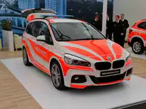 BMW 2er NEF am 12.05.17 auf der RettMobil in Fulda