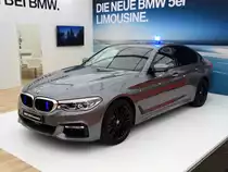BMW 5er als Zivilfahrzeug der Polizei am 12.05.17 auf der RettMobil in Fulda