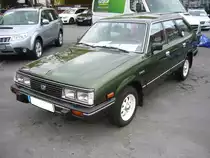 Subaru 1800 Super Station 4WD. 1979 - 1984. Mit diesem Modell erzielte die Firma aus Shinjuku bei Tokio insbesondere in den Alpenländern riesige Verkaufserfolge. Der abgelichtete Kombi entstammt dem Modelljahr 1983 und verfügt wie alle Subaru Modelle über einen zuschaltbaren Allradantrieb. Der 4-Zylinderboxermotor aus Leichtmetall leistet 82 PS aus 1781 cm³ Hubraum. Der Wagen auf dem Bild kostete 1983 DM 23710,00. Ibbenbüren brummt, am 23.04.2017.