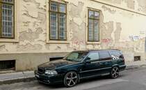 Anschpruchsvoll modifizierter Volvo V70 aufgenommen am 18.04.2017