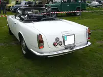 Heckansicht eines Alfa Romeo 2600 Touring Spider. 1962 - 1965. Oldtimertreffen Hörstel-Riesenbeck am 01.05.2017.