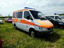 =MB Sprinter vom ASB ESCHBORN, gesehen auf dem Parkplatz der RettMobil Fulda, Mai 2017