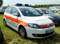 =VW Golf VII des DRK RHEINHESSEN-NAHE, gesehen auf dem Parkplatz der RettMobil Fulda, Mai 2017