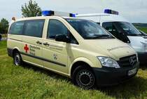 =MB Vito vom DRK Nordrhein-Westfalen, abgestellt auf dem Parkplatz der RettMobil im Mai 2017
