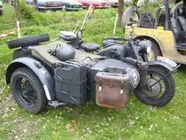 BMW R75 Gespann. 1941 - 1944. Dieses Gespann lief an allen Fronten des 2. Weltkrieges. Das Motorrad mit dem angetriebenen Seitenwagen der Firma Steib, ist mit einem 
2-Zylinderboxermotor ausgestattet, der aus 745 cm³ Hubraum 26 PS leistet. Oldtimertreffen Hörstel Riesenbeck am 01.05.2017.
