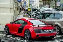 Audi R8 (Rückansicht) der ersten Generation. Aufnahmezeit: 22.04.2017.