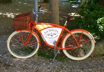 Rad-Werbung, gesehen in Freiburg, Mai 2017