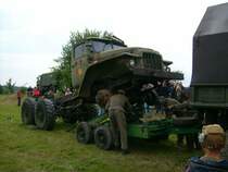 Hier sitzt der Ural375 bereits auf der Bergeachse. Man�ver  Fr�h auf  in Neustadt/Vogtland