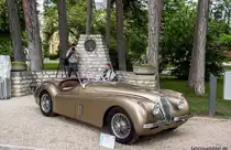 Wunderschön restaurierter Jaguar XK 120 (da die verifizierte Höchstgeschwindigkeit 120 Mph ist). Foto: IV. Balatonfüred Concours d'Elegance, Mai 2017.