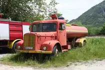 Feuerwehr Tankfahrzeug FAP EAP 1314 am 17.5.2017 in Virpazar in Mazedonien. Das Fahrzeug gehört noch zum aktuellen Einsatzbestand!