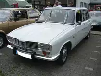 Renault R16. 1965 - 1980. Mit dem R16 brachte Renault das erste Auto mit dem richtungsweisenden Schrägheckkonzept auf den Markt. Der 4-Zylinderreihenmotor hat einen Hubraum von 1470 cm³ und leistet 55 PS. Prinz-Friedrich-Oldtimertreffen in Essen am 28.05.2017.