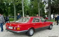 Mercedes-Benz S-Klasse W126 500 SEL, fotografiert auf der IV. Balatonfüred Concours d'Elegance, Mai 2017.
