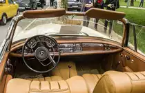 Mercedes-Benz 220 SEB (W111) Interieur. IV. Balatonfüred Concours d'Elegance (Mai 2017).