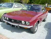 Opel Manta A. 1970 - 1975. Der Manta A war Opels Antwort auf den bereits 1968 vorgestellten Ford Capri. Hier wurde ein Manta A in der luxuriösen Ausstattungsversion Berlinetta abgelichtet. Der Wagen ist mit dem damals zweitstärksten, lieferbaren Triebwerk ausgestattet. Der 4-Zylinderreihenmotor hat einen Hubraum von 1897 cm³ und leistet 90 PS. Diese Motorleistung verhilft dem Wagen zu einer Höchstgeschwindigkeit von 185 km/h. Oldtimertreffen Glandorf am 14.05.2017.