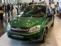 Lada Granta Sedan (grün), fotografiert am 25.03.2017.