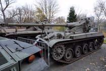 Ein Jagdpanzer DEFA AMX 13 im Heeresgeschichtlichen Museum Wien (November 2010)