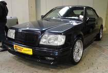 MB E 220 Cabrio, gesehen bei der Technorama in Kassel im März 2017