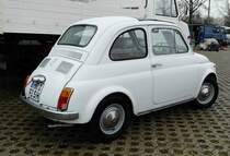 =Fiat 500 Nuova, gesehen bei der Technorama in Kassel im März 2017