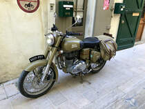 Royal Enfield 500 Classic EFI Military, in Saint-Rémy-de-Provence - 18.04.2017
