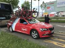 Skoda als Begleitfahrzeug des Tour de Suisse Team's Katusha / Alpecin am 12.6.17 nach der Zieleinfahrt in Bern.