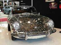 =Porsche 911 in Spiegeloptik, gesehen bei der Retro Classic Stuttgart im März 2017