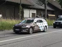 Ford Begleitfahrzeug des Team AG2R La Mondiale am 12.6.17 in Bern.