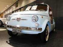 =Fiat 500  Jolly Ghia  konnte bei den Retro Classics Stuttgart im März 2017 geordert werden