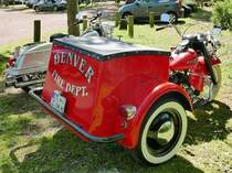 Eine Harley Davidson der Denver Feuerwehr stand am 8.5.16 in Krefeld an der Rennbahn.