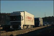 WEMHOFF: Ein DAF XF105.460 der Spediton WEMHOFF ist bei Ldenscheid in Richtung Ruhrgebiet unterwegs. (06.01.2009)
