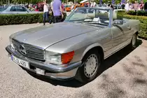 Mercedes-Benz SL (W 107) auf dem Oldtimer-Treffen an der Rennbahn in Krefeld, 8.5.16