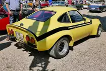 Ein Opel GT auf dem Oldtimer-Treffen an der Rennbahn in Krefeld, 8.5.16