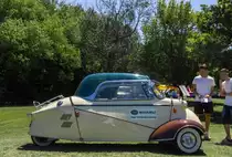 Seitenansicht: Messerschmitt Kabinenroller. Das Auto wurde auf der XII. Lotus Retro Mobil Concours d´Elegance im Urpark des Lotus Hotels ausgestellt , Juni, 2017.