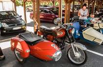 Pannonia Motorrad mit Seitenwagen, gesehen auf der XII. Lotus Retro Mobil Concours d´Elegance im Urpark des Lotus Hotels, Juni, 2017.