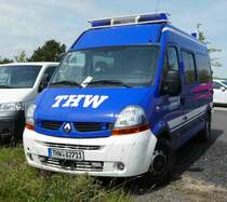 =Renault vom THW OV Eisenach steht auf dem Parkplatz der RettMobil 2017 in Fulda, Mai 2017