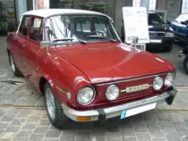 Skoda S110L. 1969 - 1976. Dieses Modell wurde auf der Brünner Messe (damalige CSSR) im September 1969 vorgestellt. Von diesem Modell- und Ausstattungsvariante verkauften die Skoda Werke insgesamt 219864 Fahrzeuge. Der im Heck verbaute 4-Zylinderreihenmotor hat einen Hubraum von 1107 cm³ und leistet 49 PS. 9. Oldtimer- und Youngtimertreffen am 17.06.2017 an der  Alten Dreherei  in Mülheim an der Ruhr.