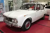 =Alfa Romeo Giulia Super konnte bei den Retro Classics Stuttgart im März 2017 geordert werden