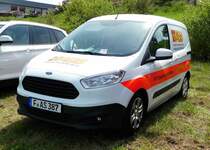 =Ford vom ASB RV Frankfurt/Main, gesehen auf dem Parkplatz der RettMobil 2017 in Fulda, Mai 2017