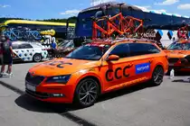 Škoda Begleitfahrzeug des Team CCC am 17.6.17 vor dem Tour de Suisse Rennen in Schaffhausen.