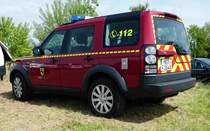 =Rover Discovery der Berufsfeuerwehr HERNE, gesehen auf dem Parkplatz der RettMobil 2017 in Fulda, Mai 2017