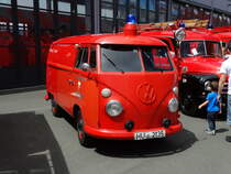Ein alter VW Bulli T1 am 18.06.17 beim Tag der Offenen Tür der Feuerwehr Hanau