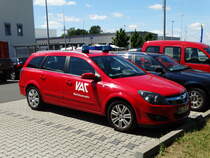 VAC (Vacuumschmelze Hanau) Opel Astra  am 18.06.17 beim Tag der Offenen Tür der Feuerwehr