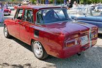 Alfa Romeo Giulia TI auf dem Oldtimer-Treffen an der Rennbahn in Krefeld, 8.5.16