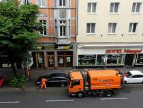 MAN TGL12.250, beseitigt so manchen Unrat von Düsseldorf´s Strassen; 170609