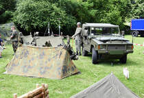 Bundeswehr-Nostalgie  mit alter Ausrüstung aus den 70iger Jahren mit VW-Iltis am Tag der Bundeswehr in Hürth - 10.06.2017