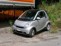 Grauer Smart in Burgdorf am 25.06.2017